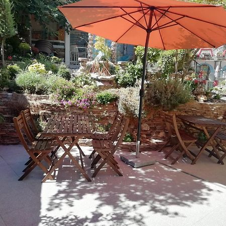 וארנה Ema Guest House מראה חיצוני תמונה