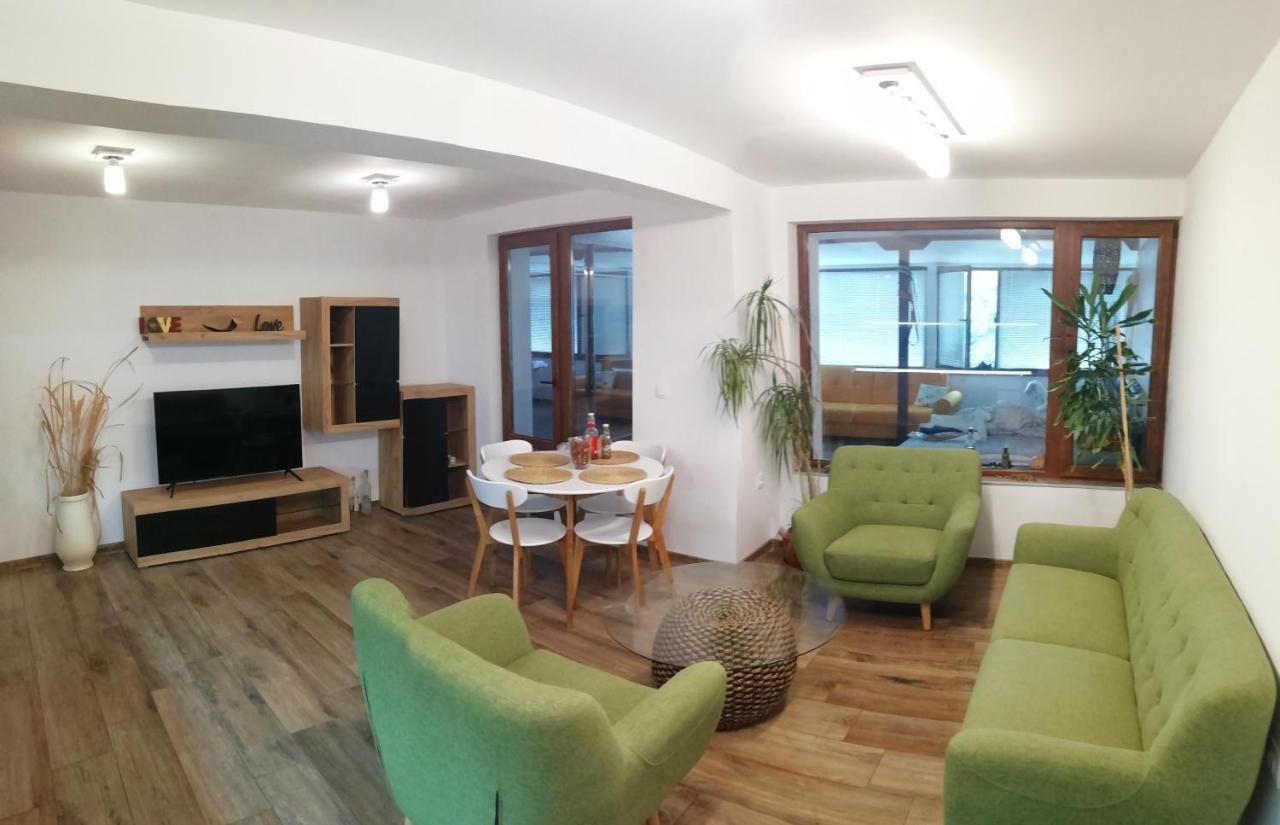 וארנה Ema Guest House מראה חיצוני תמונה