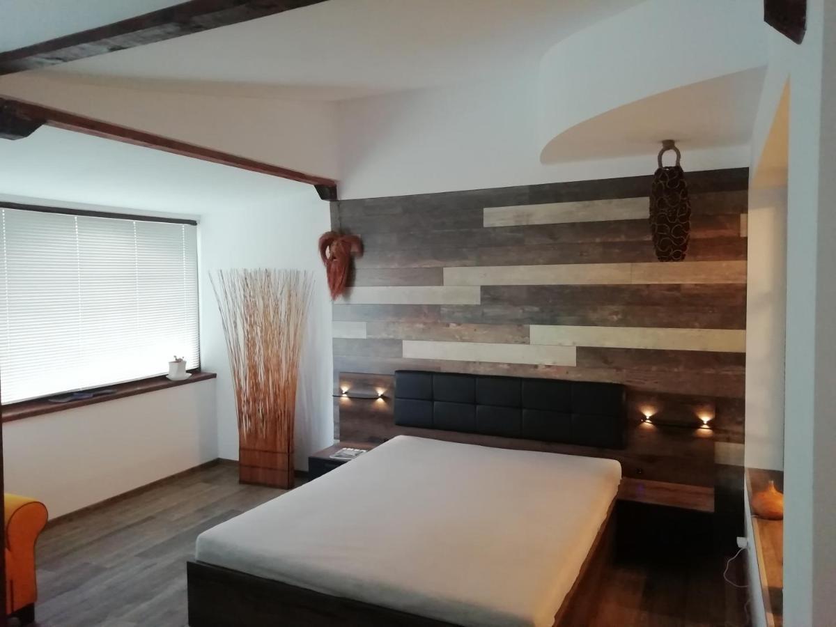 וארנה Ema Guest House מראה חיצוני תמונה